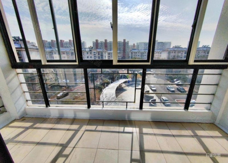 江南青年城楚襄园