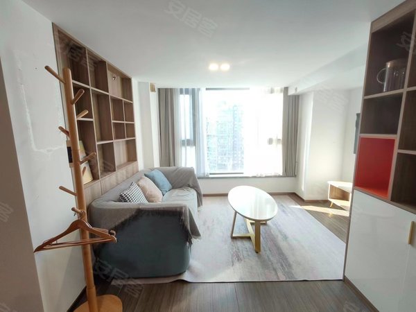 长沙岳麓银盆岭图鸿大厦圆泰长沙印江景loft公寓带衣帽间有浴缸可看