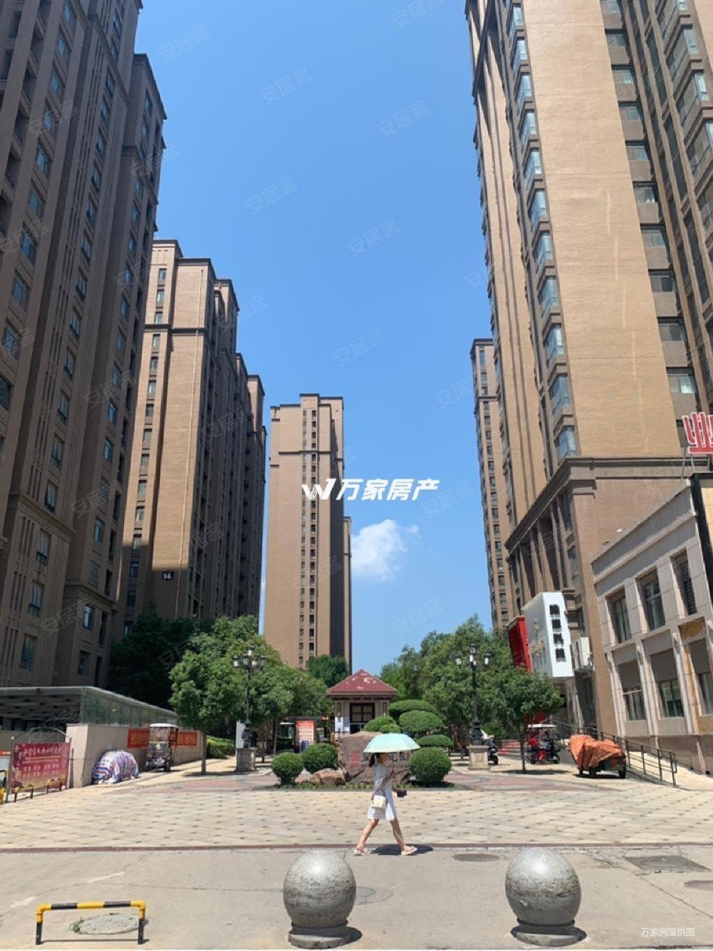 洛阳房产网>洛阳二手房>偃师市二手房>岳滩二手房>中成皇家花园>