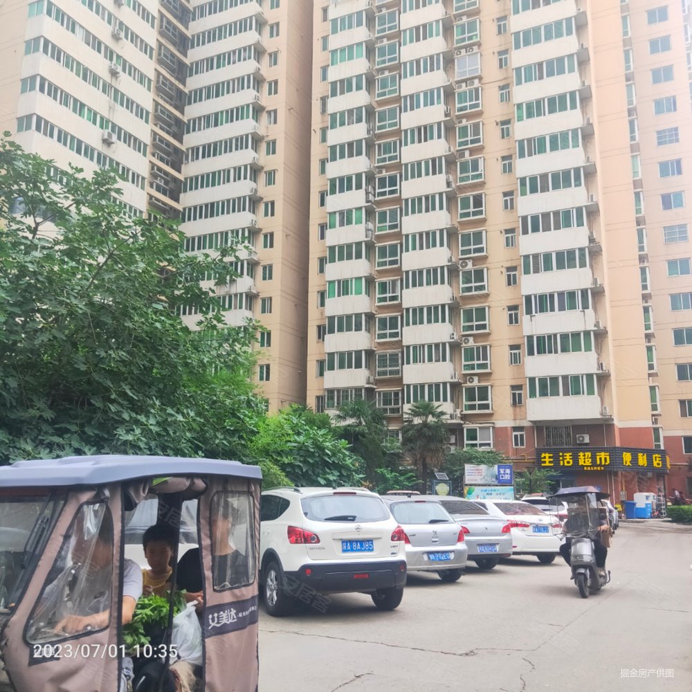 出售西稍门草阳巷草阳高层822平有证电梯双气72万