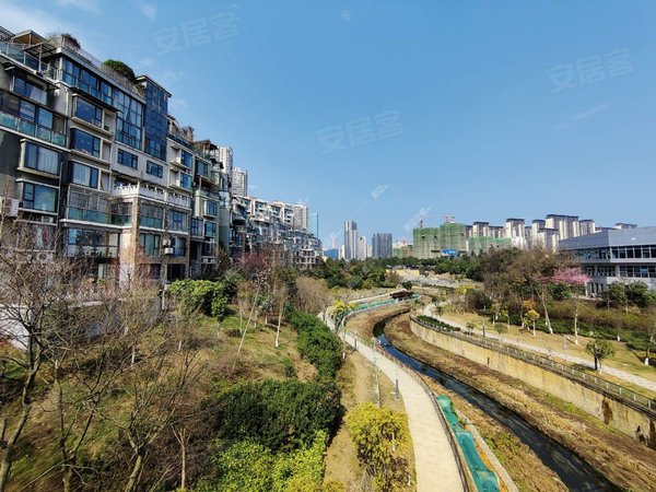 贵阳观山湖会展城远大生态风景二期栖景湾大户型租金很低 花园洋房