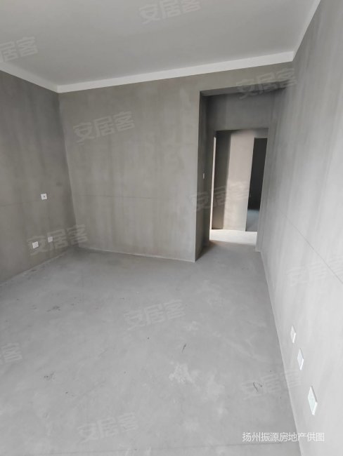 电梯洋房 有车库 润园三室毛坯 双阳台 好楼层 南北通透