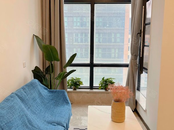 北京朝阳工体盈科中心景苑(商住楼)整租公寓直租  近地铁 家电齐全