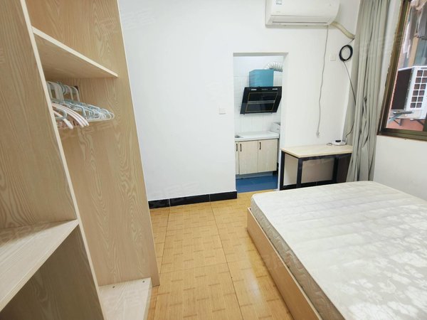 金华婺城婺城江南何宅本人房東 市政府世贸旁何宅 520元月 可短租月付 可做饭出租房源真实图片