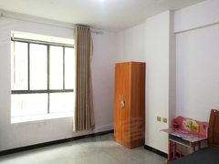 资枣社区三室两厅一卫，简单家具家电，性价比好房，适合一家人居