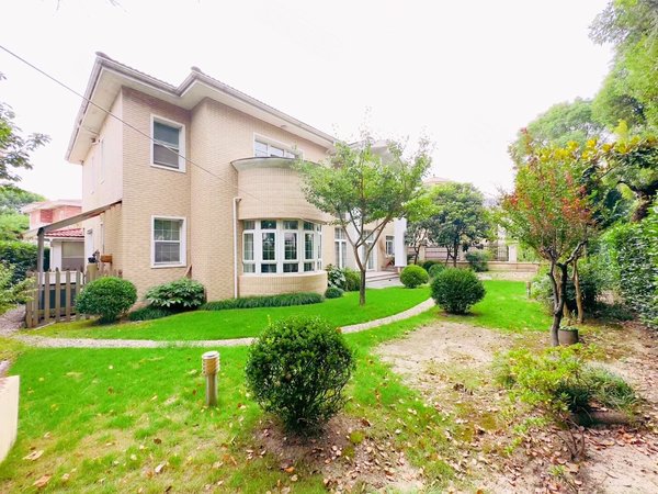 上海闵行梅陇虹山半岛温馨独栋别墅出租!办公居家都可以的!