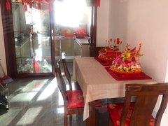 龙口东城区兰兴路幸福里靠近明德,小区停车方便,家具家电齐全出租房源真实图片