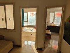 凤城步行街凤城其他凤凰三号院A区！阳面一室一厅！包今年物业取暖！拎包即住！年租出租房源真实图片