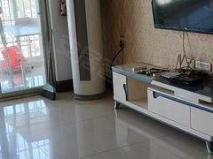 来宾兴宾兴宾城区华夏铭都，四房两厅两卫，家具家电齐全，拎包入住租1400出租房源真实图片