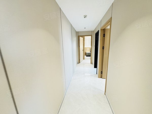 金华婺城秋滨工业区唐宅新区零跑绿源海棠小微两室原木风环境好，电梯停车方便密码锁秋滨商圈出租房源真实图片