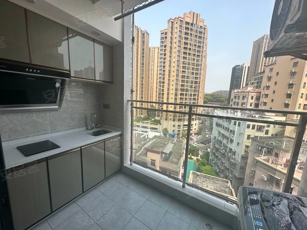 深圳宝安流塘流塘新村11号线流塘地铁口200米,独栋单间采光通风好