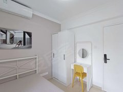 深圳龙岗坂田贝尔路新上！ | 合租中海日辉台| 实拍月付0中介免押！出租房源真实图片