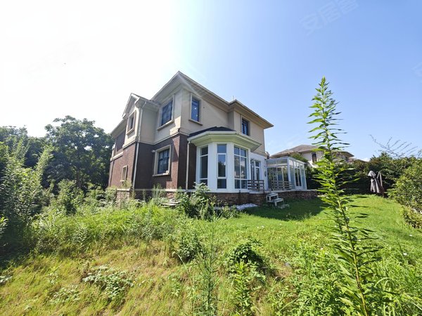 杭州富阳银湖九龙山庄(别墅)独栋1千平前后大花园,采光极好诚心租