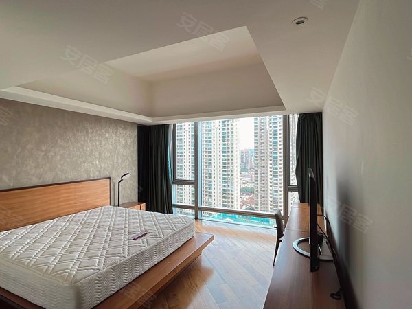 上海徐汇衡山路上海天玺上海天玺 大平层 270平四房 随时看房 环贸