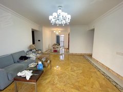 天门竟陵竟陵城区碧桂园天悦府 电梯房 4房2厅2卫 精装修 拎包入住出租房源真实图片