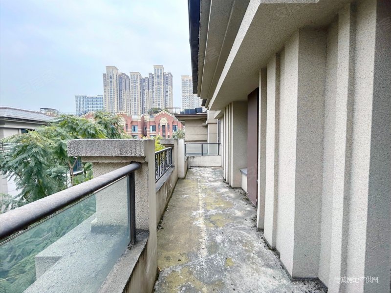 北辰朗诗南门绿郡(别墅)4室2厅2卫149㎡南北1280万