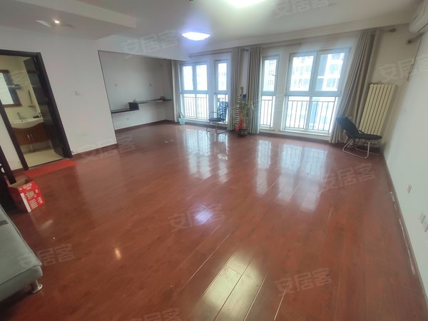 济南高新国际会展中心丁豪广场高新自由贸易区(丁豪广场)商务公寓南向