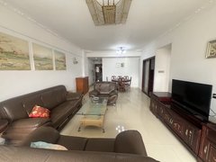 阳江阳春春城镇东湖广场 3室2厅2卫 132平 停车方便 配套齐全拎包住出租房源真实图片