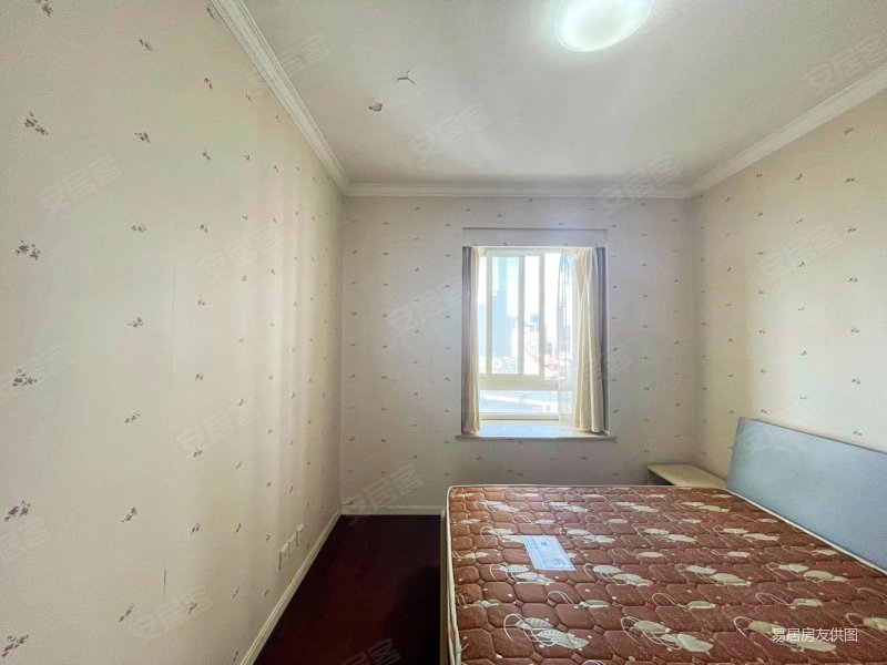 上海房产网>上海二手房>静安二手房>南京西路二手房>怡景苑>800_600