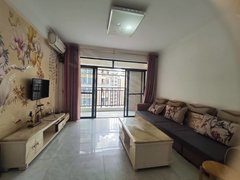 桂林临桂世纪大道临桂核心热门小区！朝南观湖景两房家电家具全950包物业拎包住出租房源真实图片