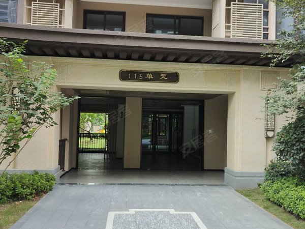 无锡新吴旺庄建发上院没有中介费,新区第一实验学校对面,宝龙广场附近