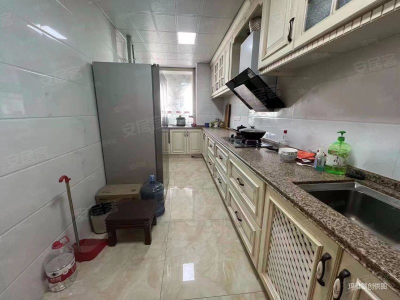 东方红广场皋兰路电梯广场榆中街十一中嘉诚大厦