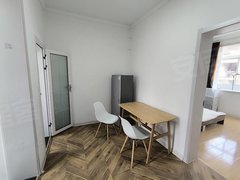 马鞍山花山大润发金鹰附近,湖东三村,两室一厅,家电齐全,拎包入住出租房源真实图片
