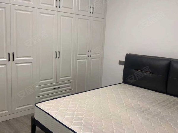 温州龙港市龙港华鸿中央公园(龙港)华鸿中央公园精装修家电家具齐全拎包入住出租房源真实图片