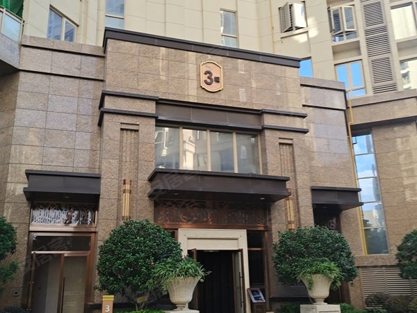 泉州丰泽宝洲路刺桐1号宝洲路万达刺桐1号3室2厅2卫116平4200精装白宫