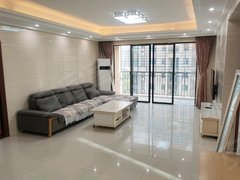 石狮石狮泰禾广场泰禾片区湖光小区 3室2厅2卫出租房源真实图片