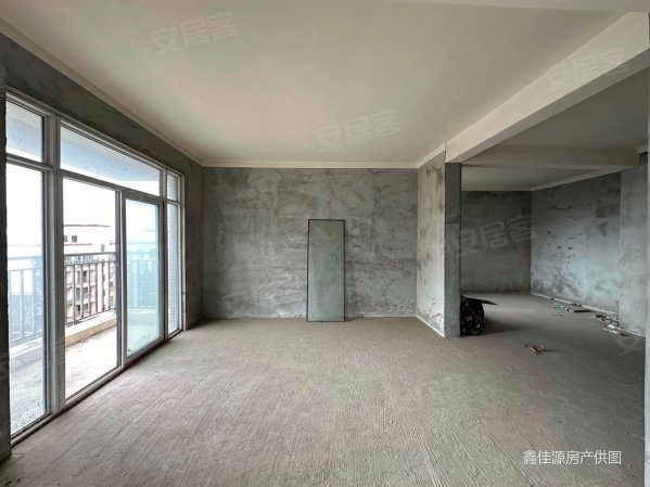 武湖新天地北区南北通透带电梯近地铁次新小区