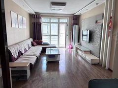 大上海花园，4楼84平两室中装，家具家电齐全。干净，拎包入住