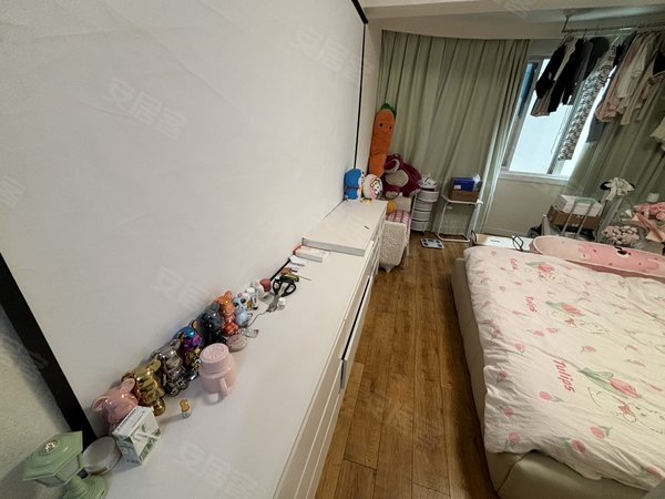 湖州长兴长兴市区国际花园(长兴)国际花园精装修单身公寓朝南可做饭