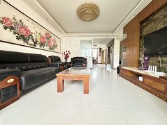 合肥蜀山黄潜望实拍真实 维也纳森林花园别墅 精装修 住家工作室 停车方便出租房源真实图片