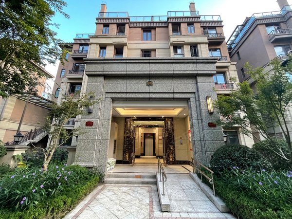重庆江津珞璜新区恒大国际文化城恒大洋房出租,全家带家具家电出租