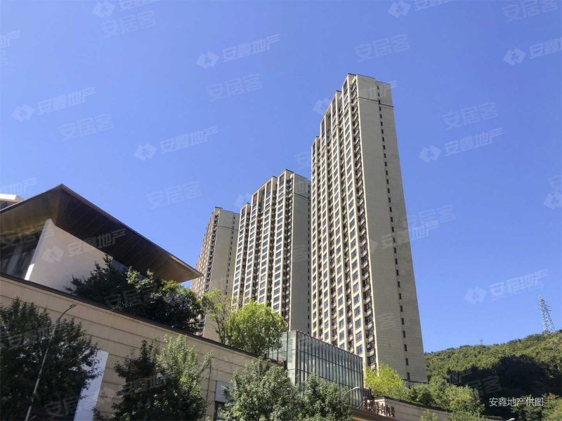 降价急售 华润半山悦景一期好房 三室两厅两卫 拎包入住
