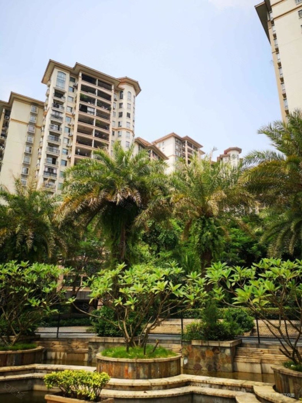 金融城后花园美林湖畔花园高层精装南向三房业主换房急售