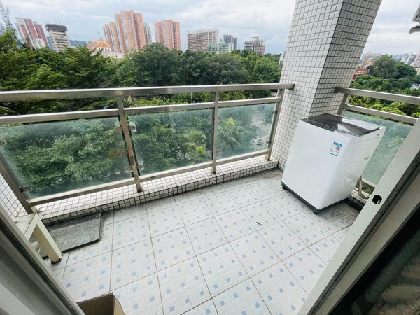 广州白云京溪广州白天鹅花园急租白天鹅花园 南方医科大学对面 家私