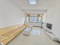 桂林象山中山南路万象城附近  安庆商业大厦 采光好 精装修一房一厅 带露台出租房源真实图片