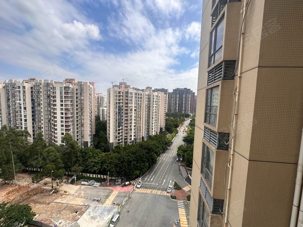 广州黄埔文冲瑞东花园瑞东花园 精装南向两房两厅小区环境好 近地铁