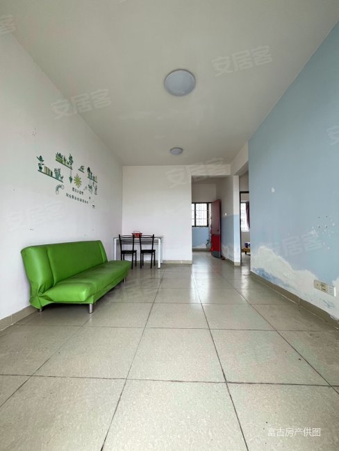 盛贤景都 精装可拎包入住105万 商品住宅 房龄新 有电梯