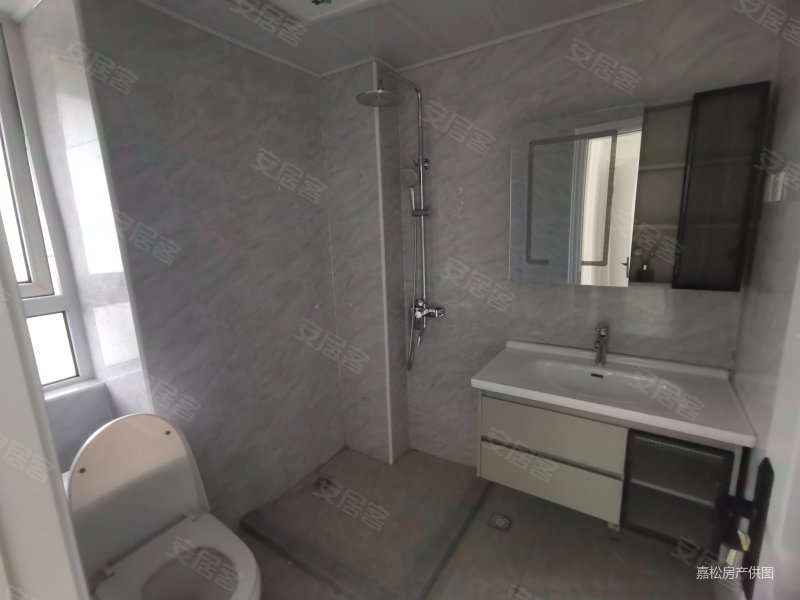 松南城玉阳苑 满五v一 精装修 大两房 南北通透 交通便利