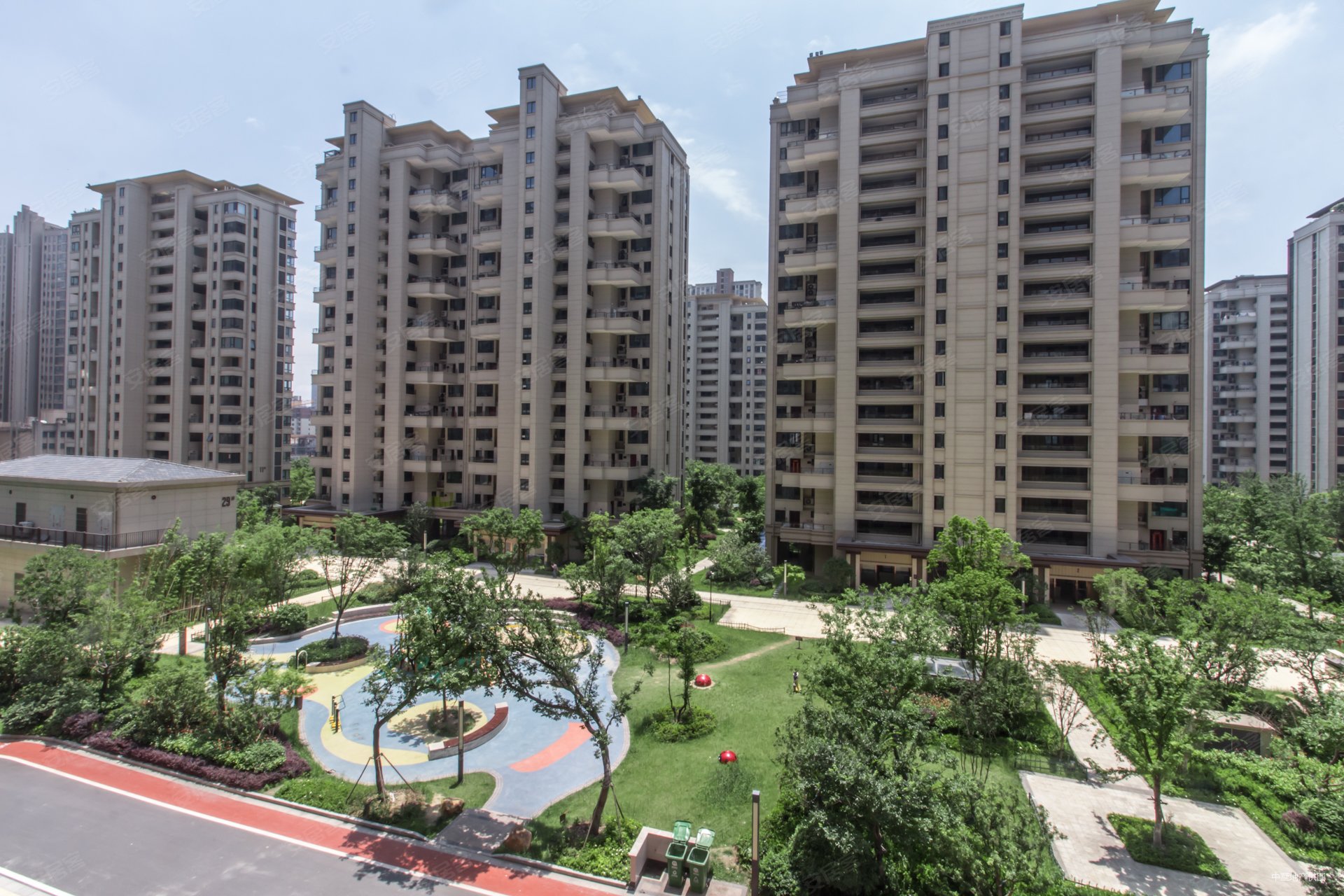 合肥房产网>合肥二手房>瑶海二手房>海洲景秀世家二手房>禹洲郎溪上里