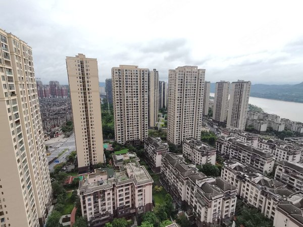 重庆合川钓鱼城街道花滩国际新城花漫里花滩国际新城花漫里 3室2厅1卫