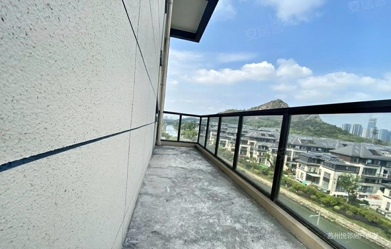 俯瞰狮山原著花园改善复试洋房实得210平位置好急售