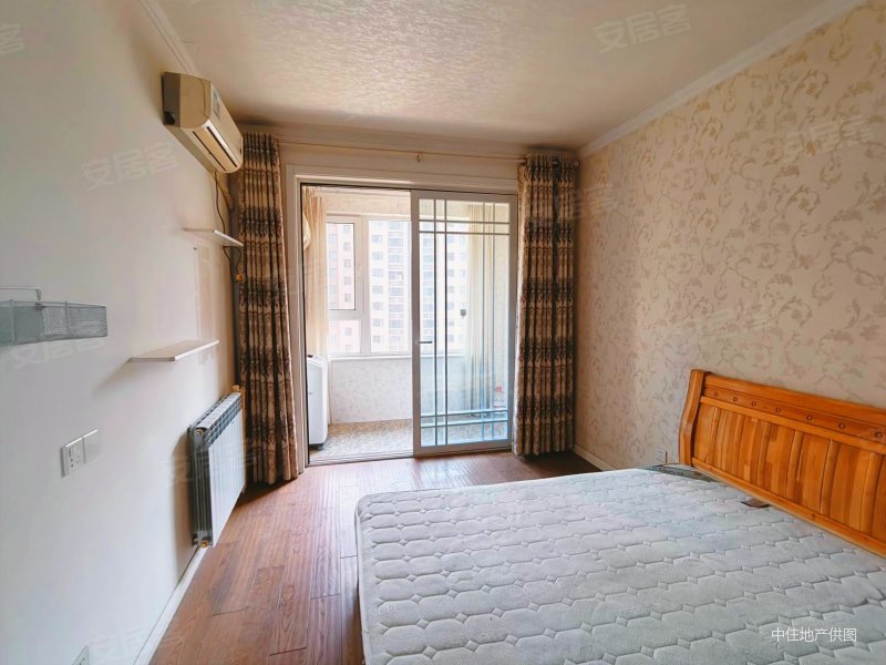 涵玉翠岭精装三室两卫有车位送地下室看房方便