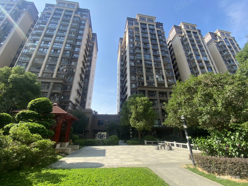 佰悦春天2室2厅1卫77.72㎡南北92万