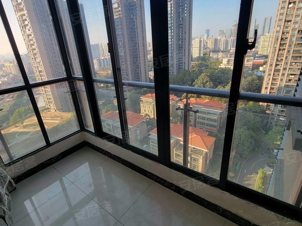 广州海珠赤岗锦鸿花园锦鸿花园 望花园 家私电器齐 可带车位 高层通风