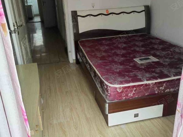 【多图】东李新苑,万达广场租房,青银高速附近,套二,临近万达广场以及