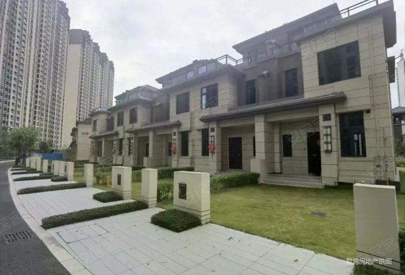 悠山美地花园(别墅) 五折诚售 大花园 随时看房